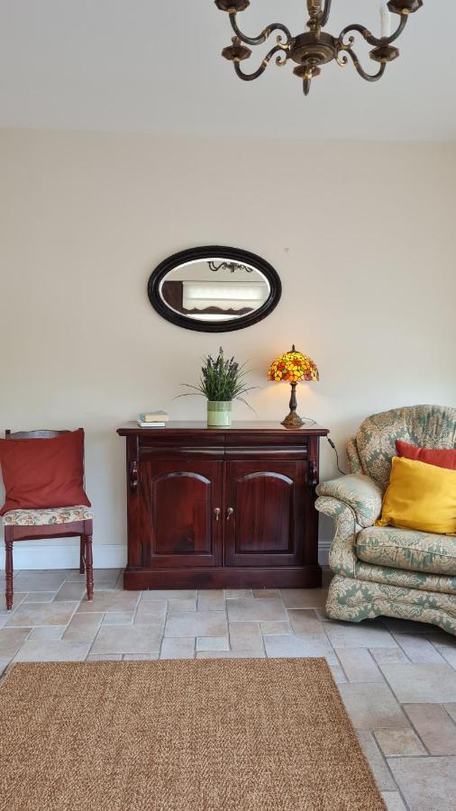 Tinahely Yellow Heights Country House מראה חיצוני תמונה